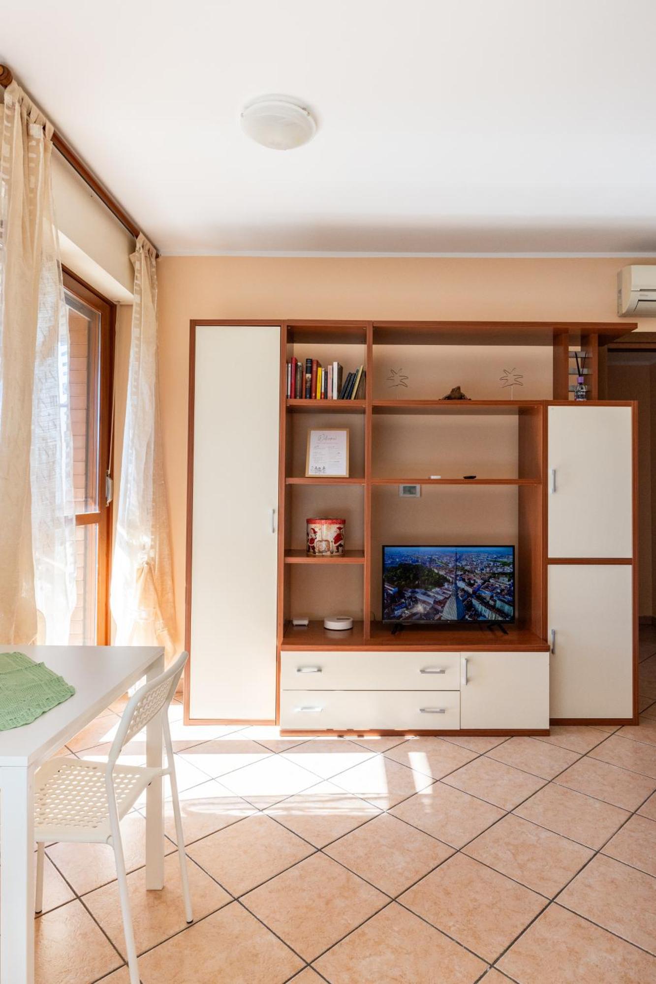 Self Checkin, Free Parking 15 Min From City Center Turim Exterior foto